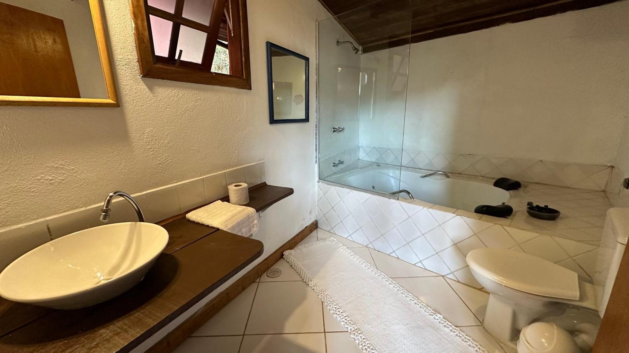 Alive Eco Hut Pousada Monte Verde  Eksteriør billede